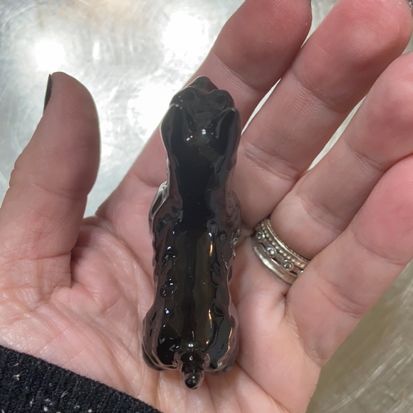 Miniature Scottie Dog Figurine - Picture 5 of 6